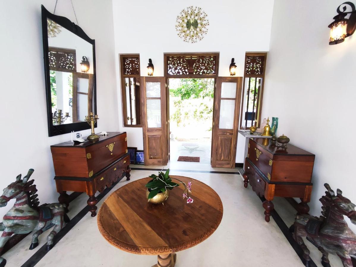 Villa Seven Faces-Luxury Escape,Stunning Views With Private Pool For A Couple Or Family! ガル エクステリア 写真