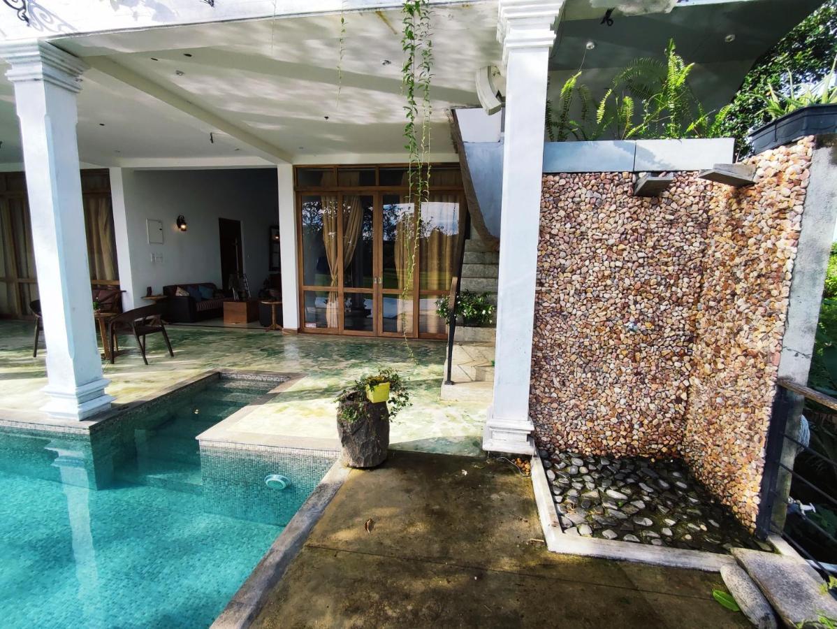Villa Seven Faces-Luxury Escape,Stunning Views With Private Pool For A Couple Or Family! ガル エクステリア 写真