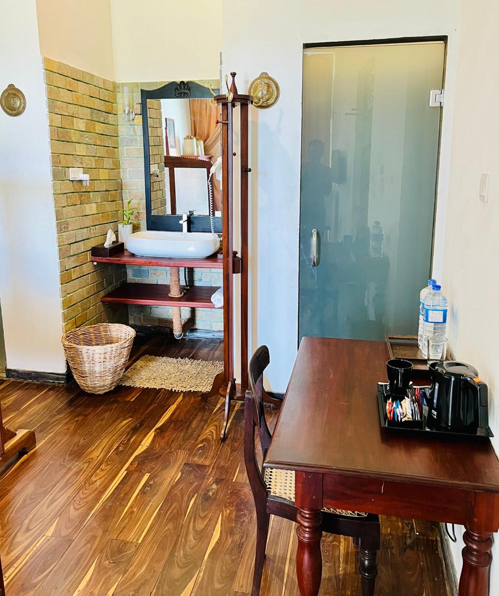 Villa Seven Faces-Luxury Escape,Stunning Views With Private Pool For A Couple Or Family! ガル エクステリア 写真